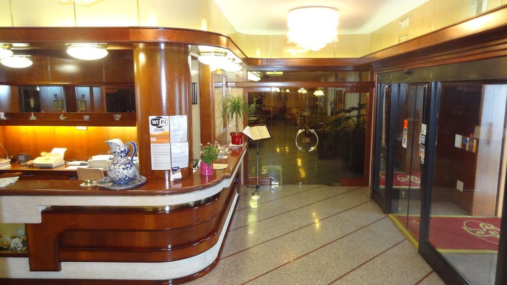 Hotel Le Gronde Cava Manara Zewnętrze zdjęcie