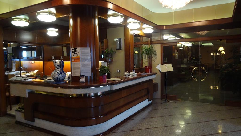 Hotel Le Gronde Cava Manara Zewnętrze zdjęcie