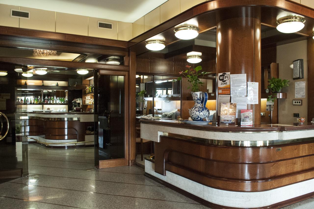 Hotel Le Gronde Cava Manara Zewnętrze zdjęcie